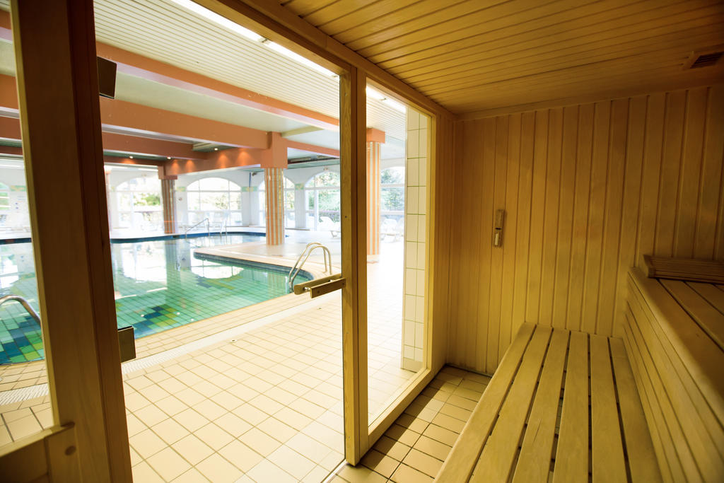 Hotel ***&Spa Vacances Bleues Villa Marlioz Aix-les-Bains Extérieur photo